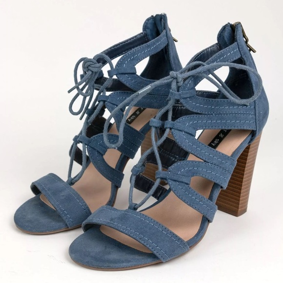 PARKER & Sky Strappy Sandal Gladiator Block High Heels Blue Butterfly Zip Up 7.5 - Picture 2 of 16